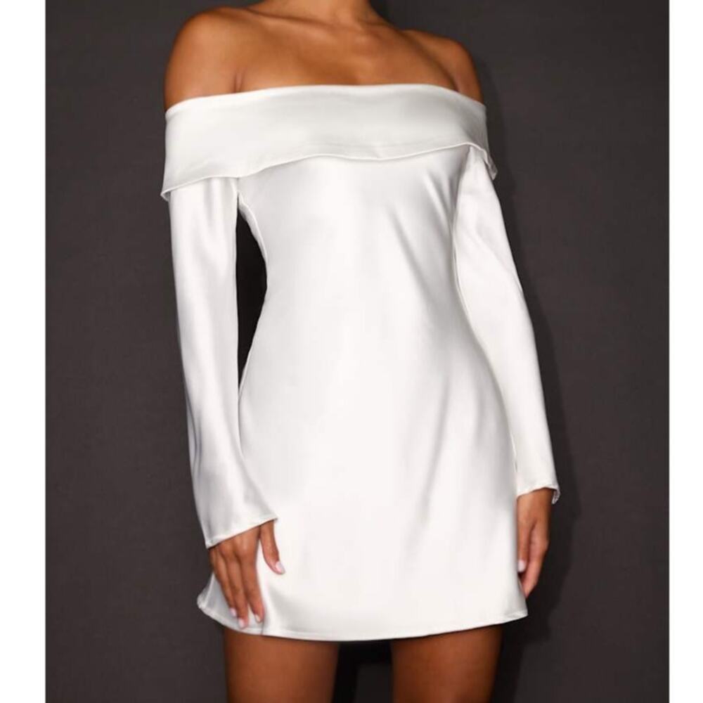 NEW Lulus Luxurious Vision White Satin Off-the-Shoulder Slip Mini Dress Small